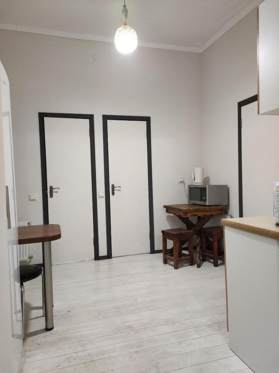 Hostel Europe-U Λβιβ Εξωτερικό φωτογραφία