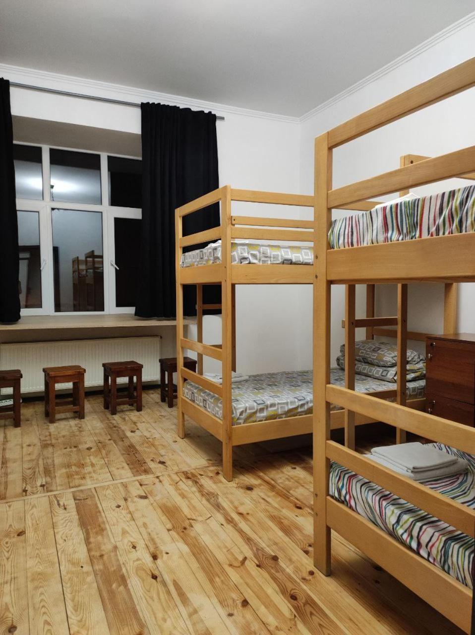 Hostel Europe-U Λβιβ Εξωτερικό φωτογραφία